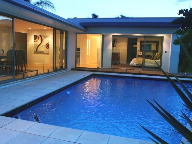 12 Balmoral Avenue, Sorrento QLD 4217