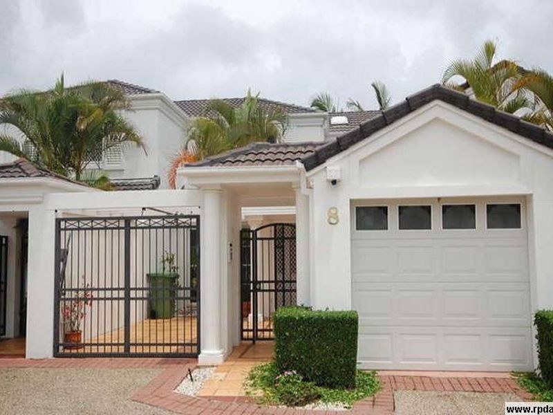 8/70 Marbella Drive, Benowa QLD 4217