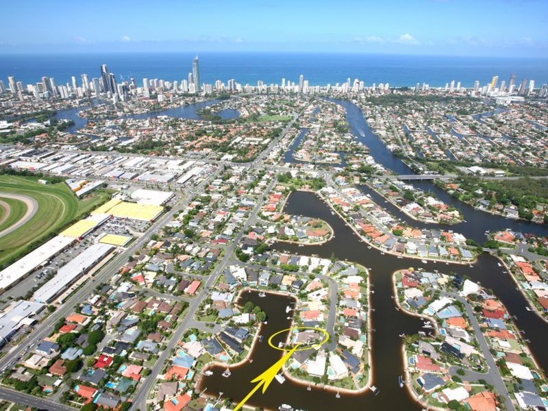23 Tosti Street, Sorrento QLD 4217