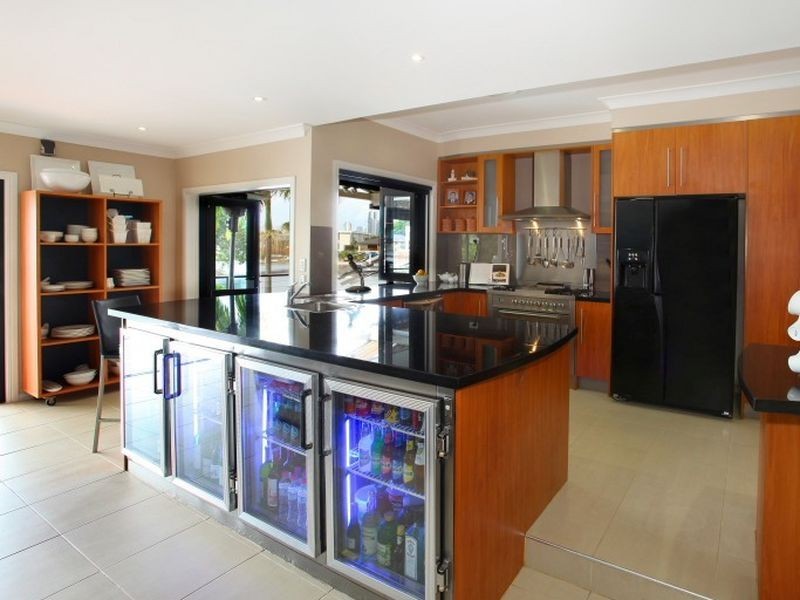 23 Tosti Street, Sorrento QLD 4217