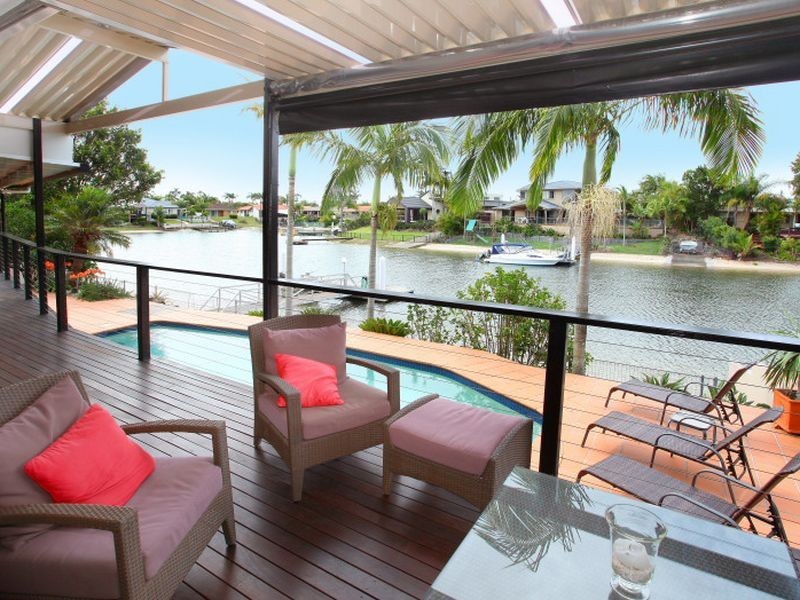 23 Tosti Street, Sorrento QLD 4217