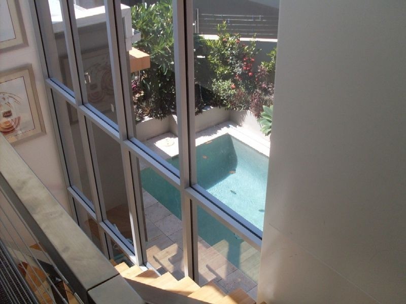 5026 Emerald Island Drive, Carrara QLD 4211