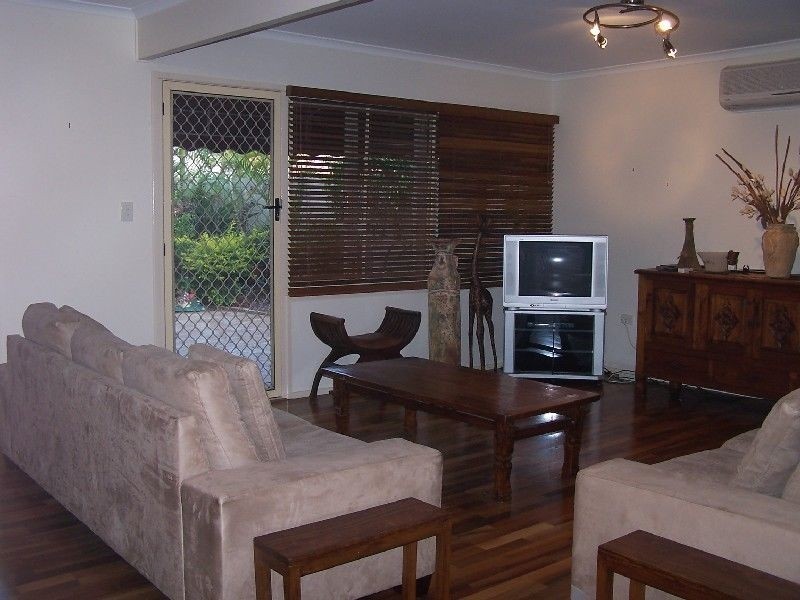 2/6 Wildwood Court, Surfers Paradise QLD 4217