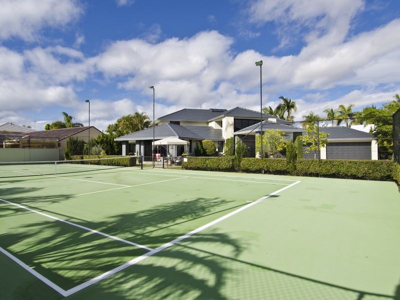 31 Campbell Street, Sorrento QLD 4217