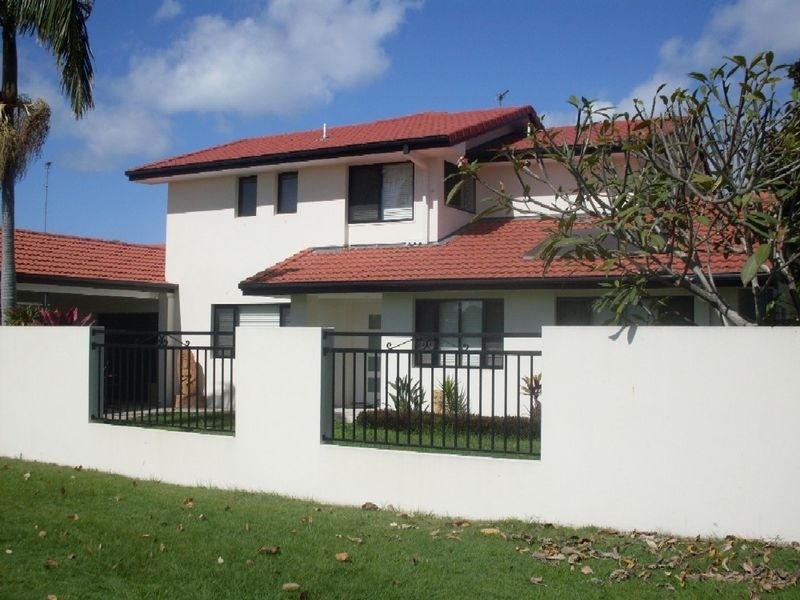 76 Boomerang Crescent, Sorrento QLD 4217