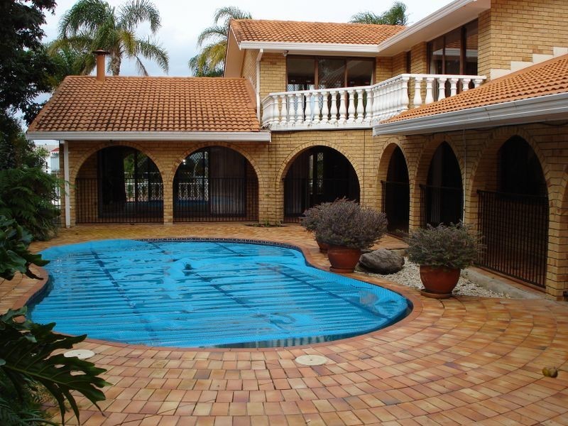 16 Sacha Place, Carrara QLD 4211