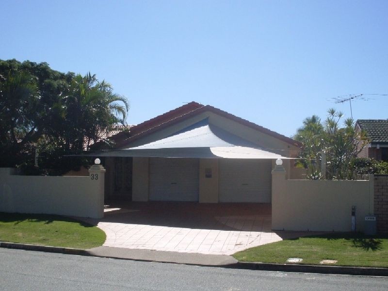 33 McCleary Street, Sorrento QLD 4217