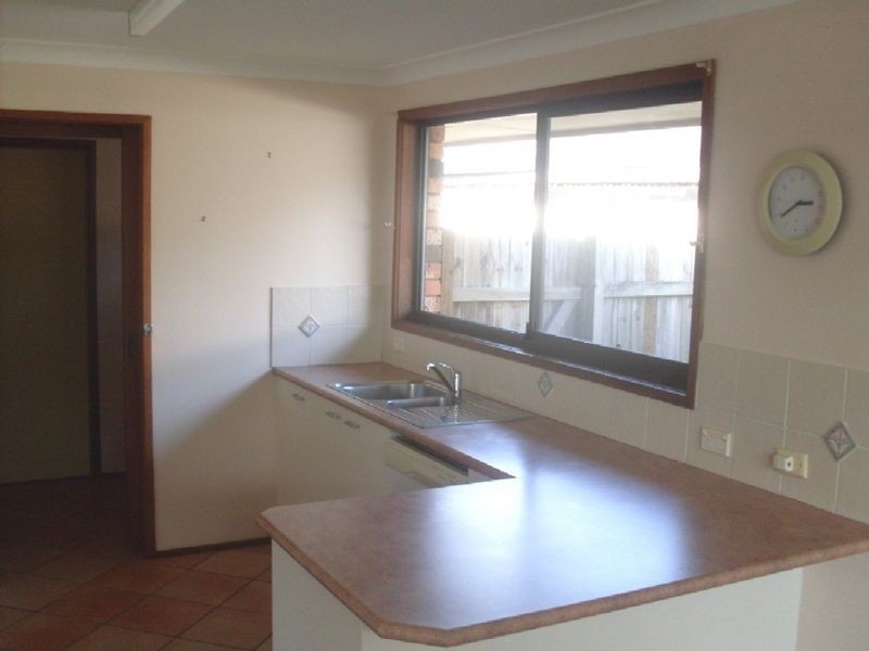 8 Nootka Court, Broadbeach Waters QLD 4218