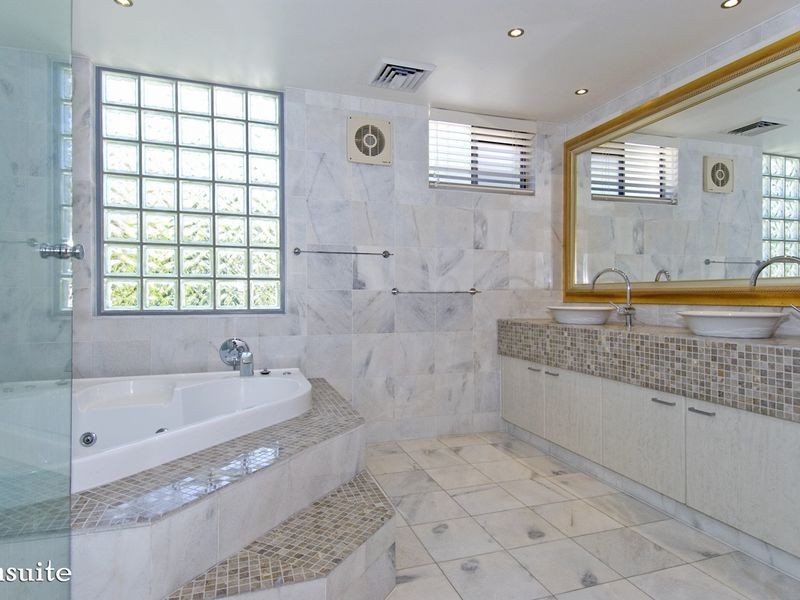 4768 The Parkway, Sanctuary Cove QLD 4212