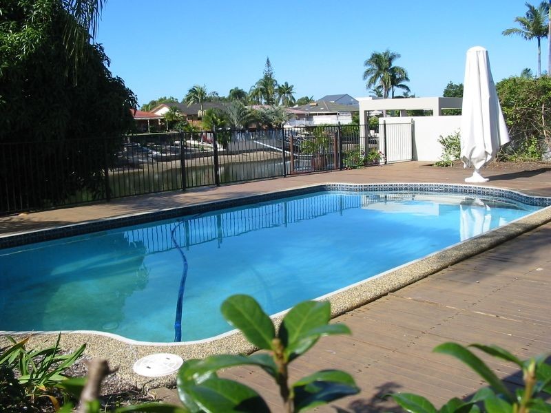 93 Campbell Street, Sorrento QLD 4217