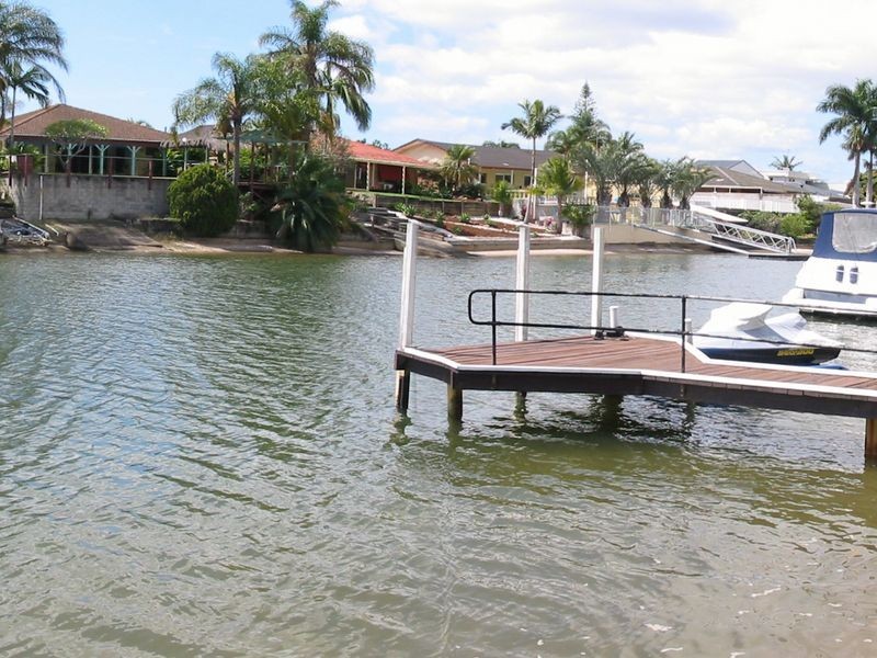 93 Campbell Street, Sorrento QLD 4217