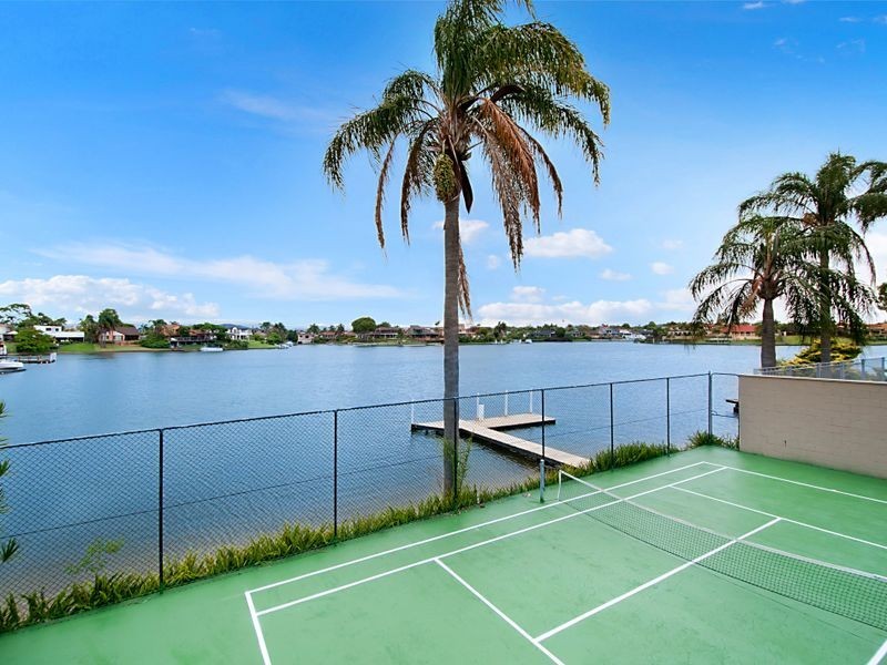 18 Argyle Crescent, Sorrento QLD 4217