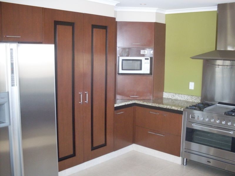 12 Moomba Court, Sorrento QLD 4217