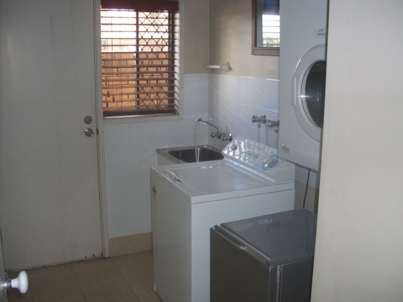 12 Moomba Court, Sorrento QLD 4217