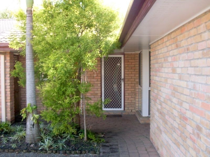 102/128 Benowa Road, Southport QLD 4215