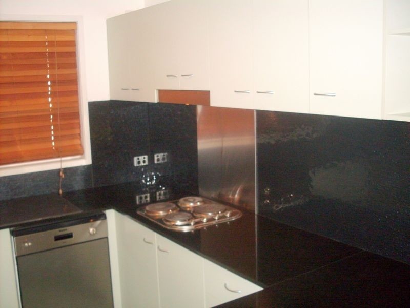 102/128 Benowa Road, Southport QLD 4215