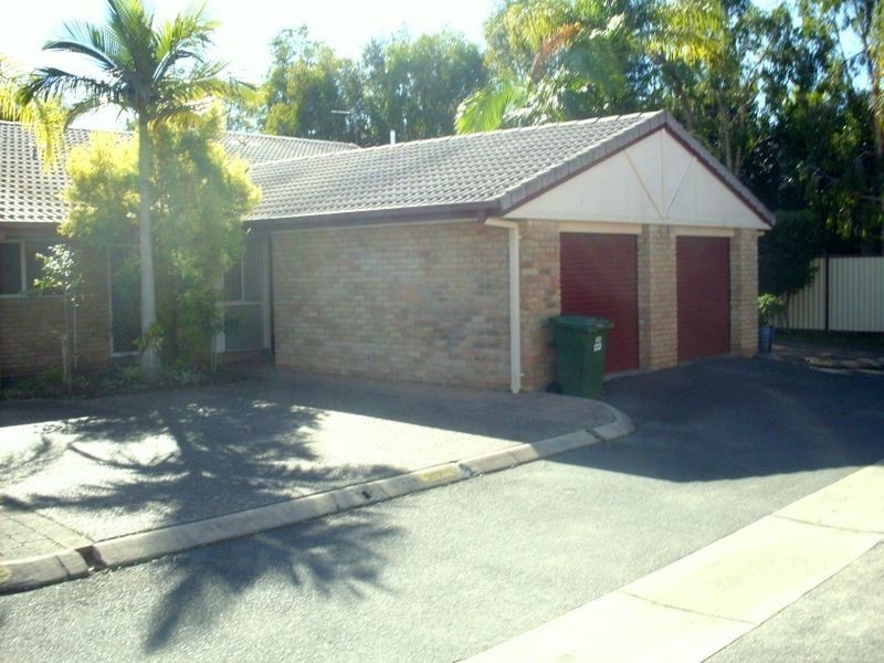 102/128 Benowa Road, Southport QLD 4215