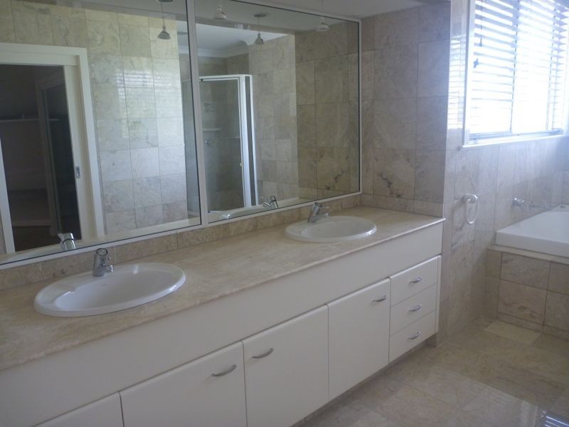 5324 Marine Drive North, Sanctuary Cove QLD 4212