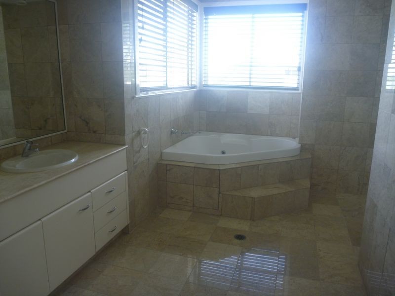 5324 Marine Drive North, Sanctuary Cove QLD 4212