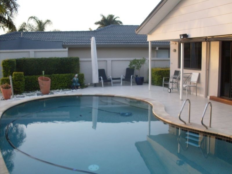 54 Blair Athol Crescent, Sorrento QLD 4217