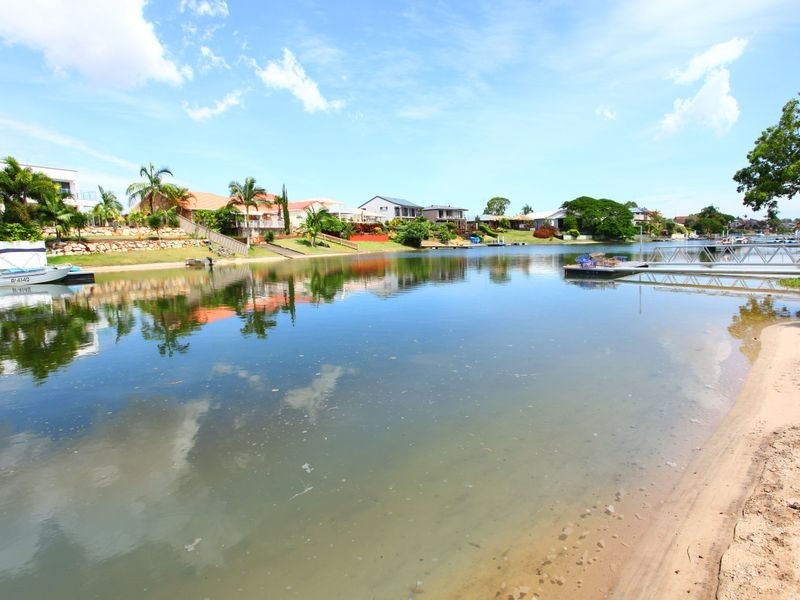 10 Mackay Close, Sorrento QLD 4217