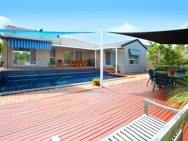 10 Mackay Close, Sorrento QLD 4217