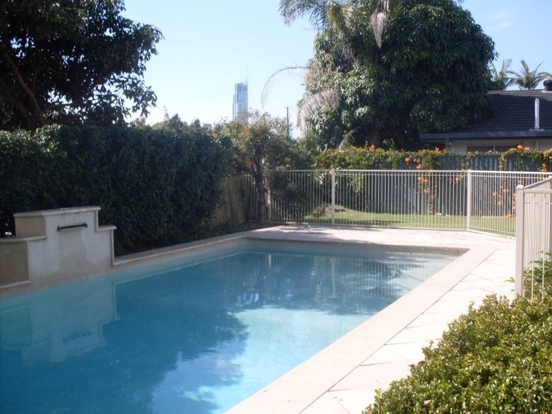 3 Allawah Street, Sorrento QLD 4217