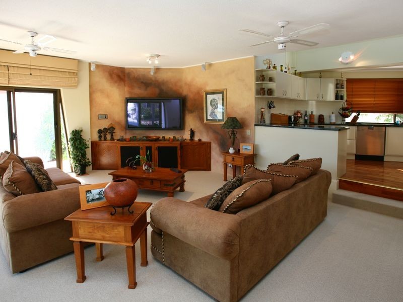 62 Blair Athol Crescent, Sorrento QLD 4217