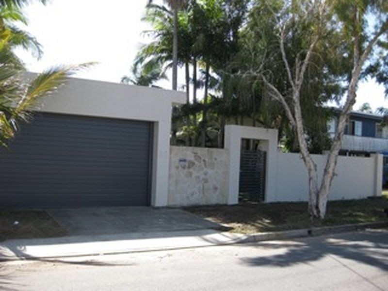 33 Coogeen Street, Sorrento QLD 4217