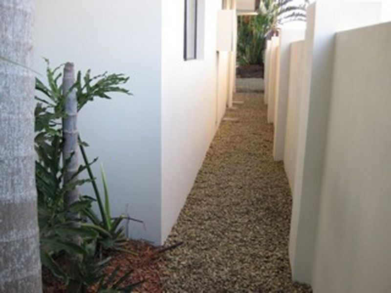 33 Coogeen Street, Sorrento QLD 4217