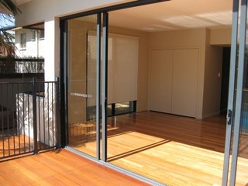 33 Coogeen Street, Sorrento QLD 4217