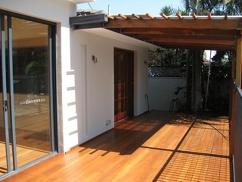 33 Coogeen Street, Sorrento QLD 4217