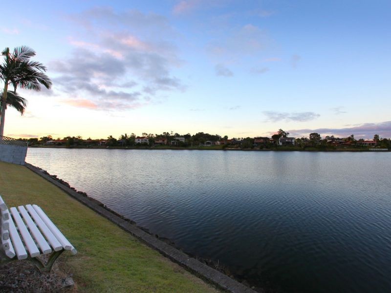 23 Cabana Boulevard, Benowa Waters QLD 4217