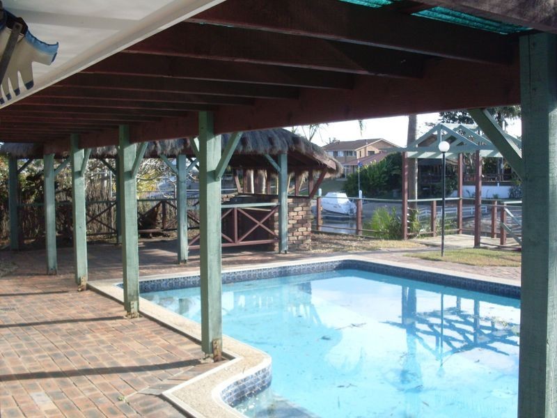 39 Platypus Avenue, Sorrento QLD 4217