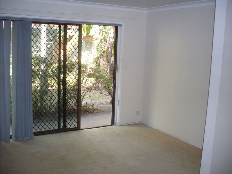 1/21 Cronin Avenue, Main Beach QLD 4217