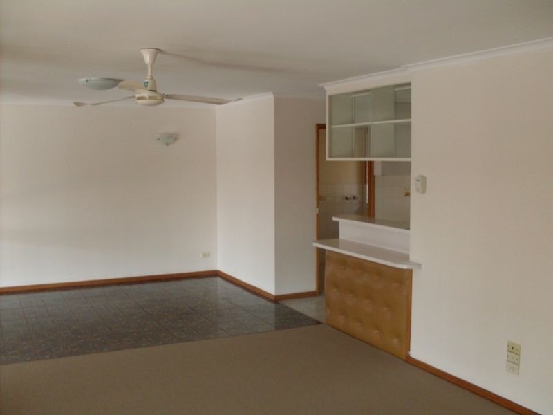 7 Binda Place, Sorrento QLD 4217