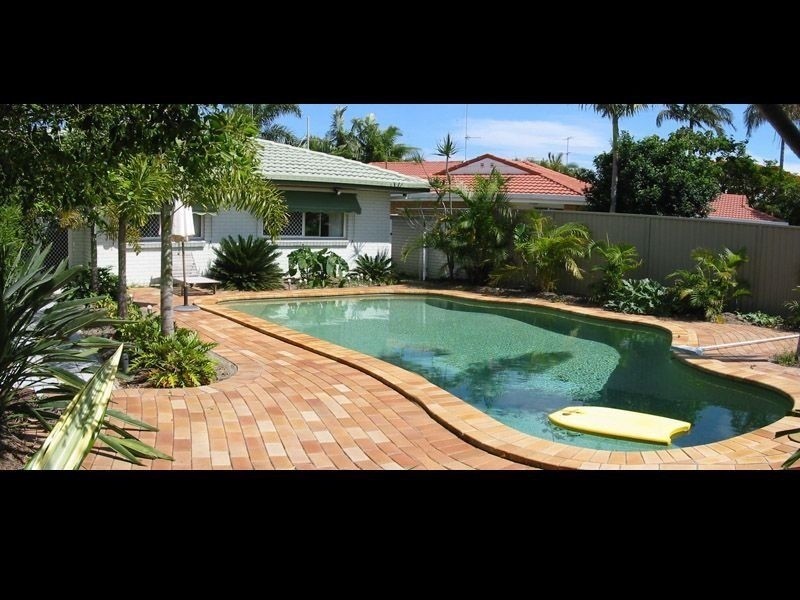 78 Boomerang Crescent, Sorrento QLD 4217