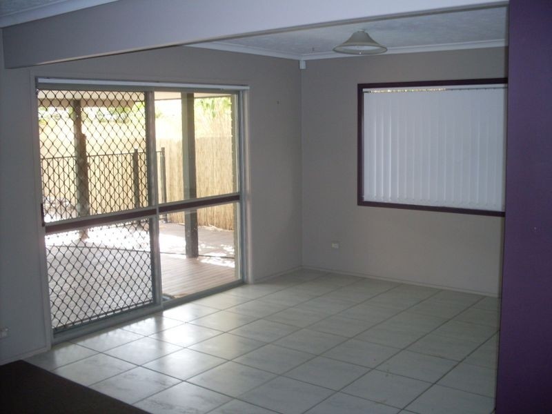 39 Allawah Street, Sorrento QLD 4217
