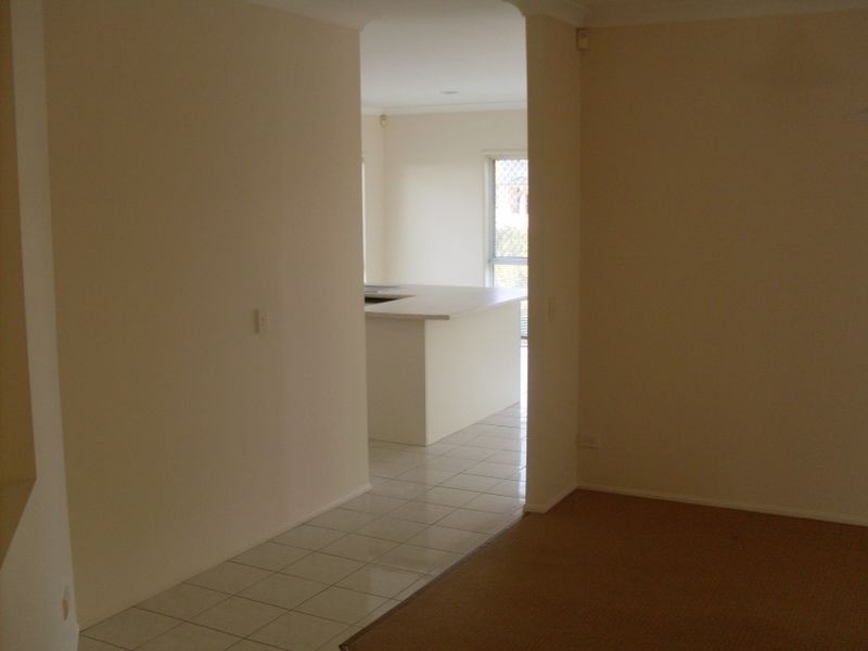 30 Panitz Street, Sorrento QLD 4217