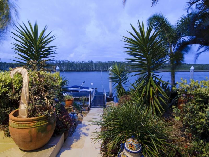8101 The Circle, Sanctuary Cove QLD 4212