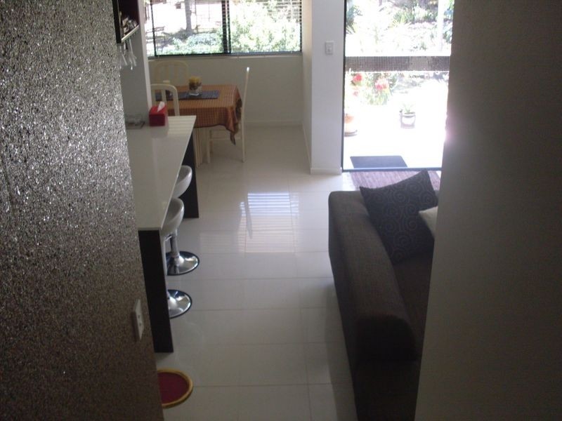 6/22 Rudd Street, Broadbeach Waters QLD 4218