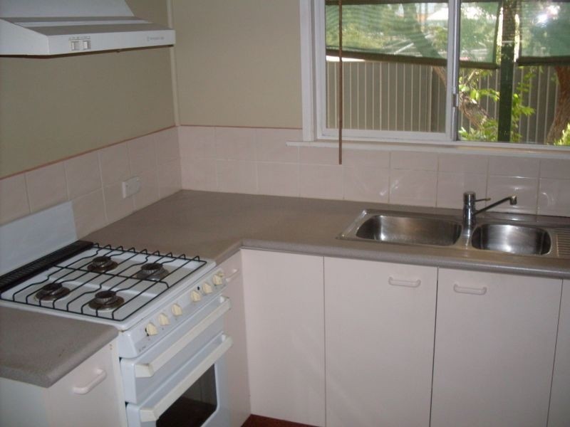 12 Skiff Street, Southport QLD 4215