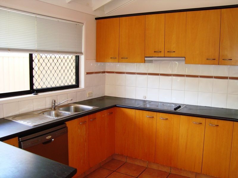 23 Allawah Street, Sorrento QLD 4217