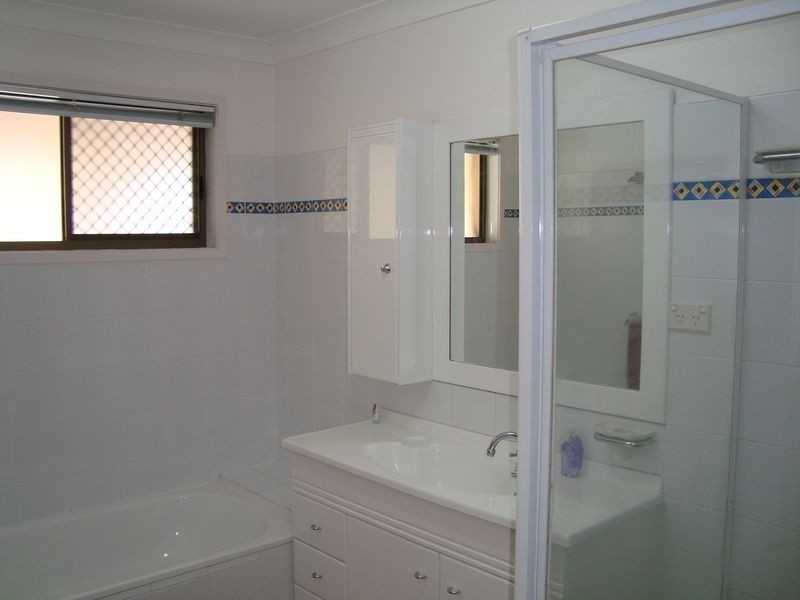 23 Allawah Street, Sorrento QLD 4217