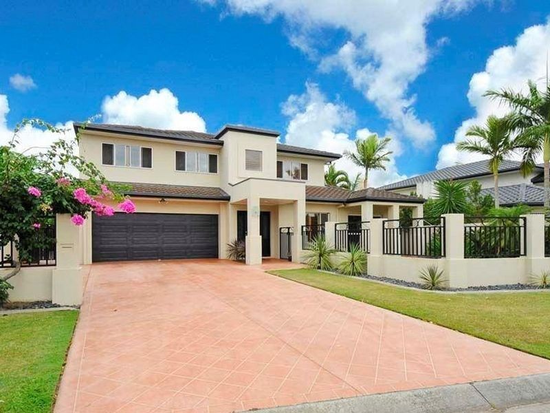 7 Cheval Court, Benowa Waters QLD 4217