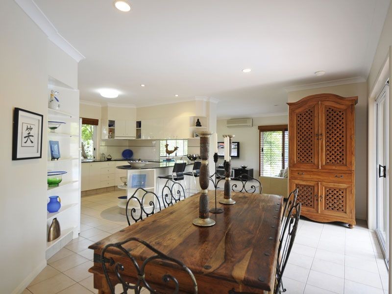 7 Cheval Court, Benowa Waters QLD 4217