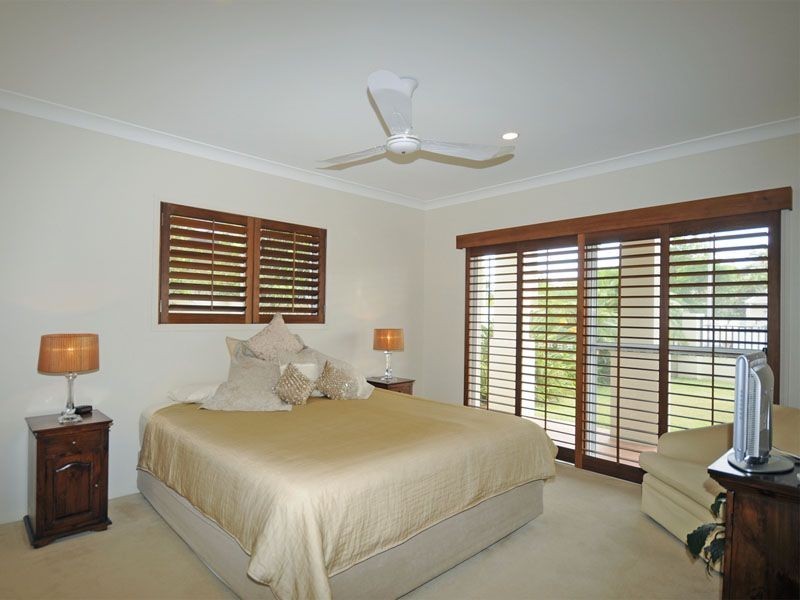 7 Cheval Court, Benowa Waters QLD 4217