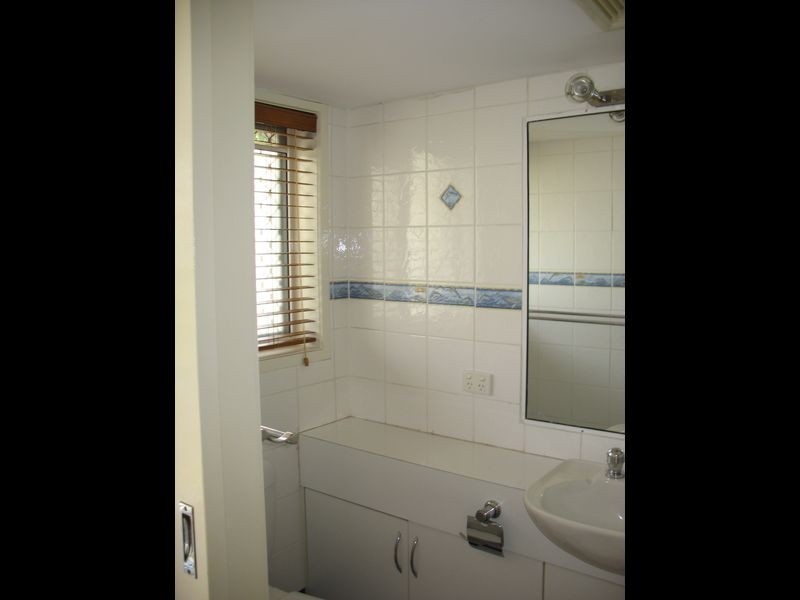 3/44 Britannia Avenue, Broadbeach QLD 4218