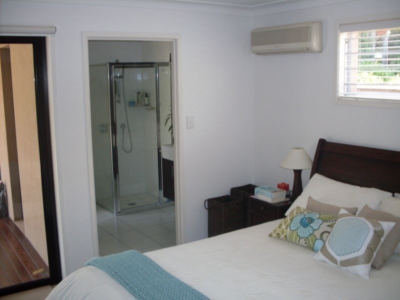 40 Brindisi Avenue, Isle Of Capri QLD 4217