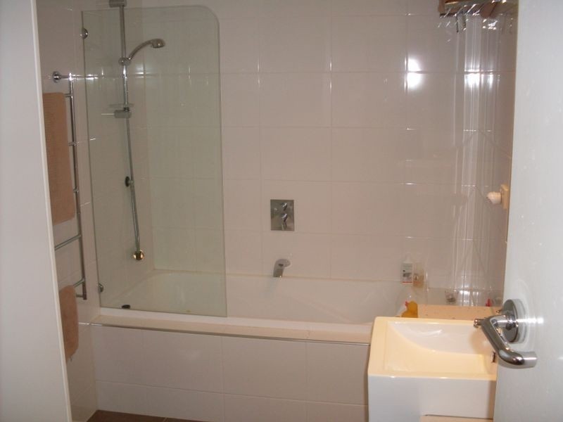 40 Brindisi Avenue, Isle Of Capri QLD 4217